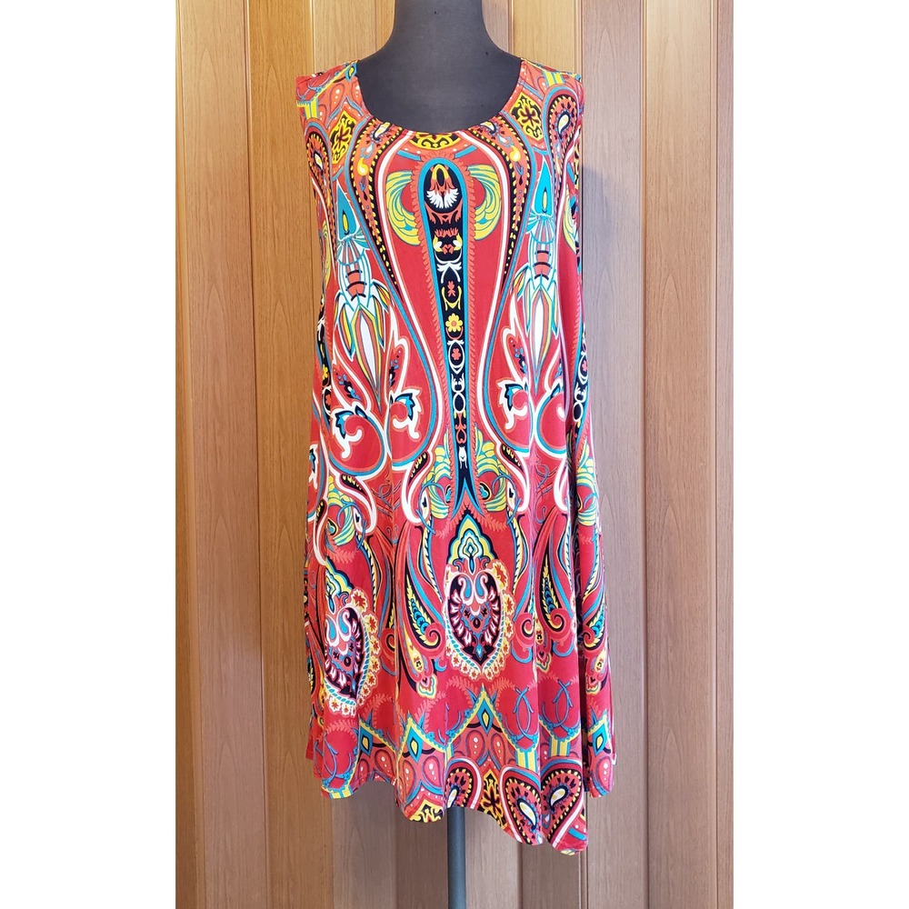 Come N See size 1XL sleeveless red & green tunic